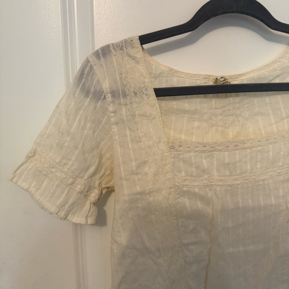 Girl Krazy Cream 100% Cotton Blouse - Picture 2 of 11